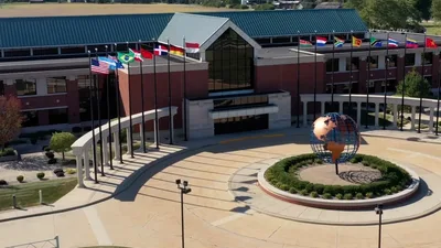 Ministry to give thousands of Bibles, discipleship materials to immigrant community in Texas