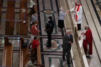 Catholic bishops approve document that doesn't ban pro-choice politicians from communion