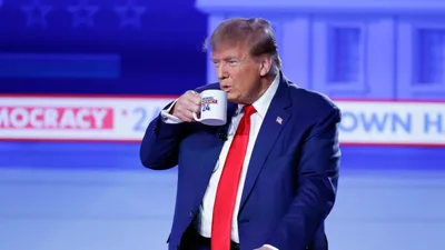 Trump Blasts 'bedlam' of Biden Admin., Promises Mass Deportations at Iowa Town Hall