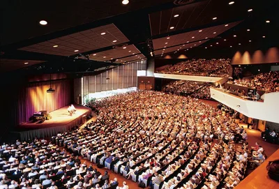 As Willow Creek Turns 50, the Onetime ‘Church of the Future’ Redefines Success
