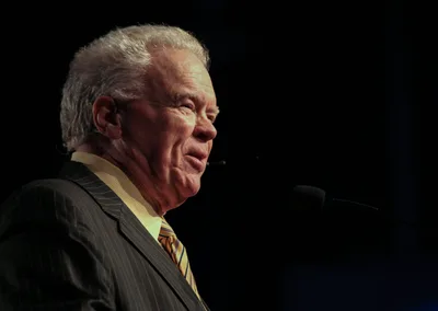 'Cordial' meeting: Patterson, SEBTS divide documents | Baptist Press