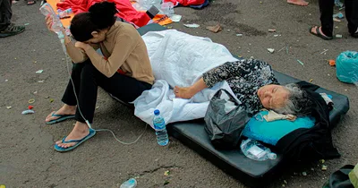 Indonesian Earthquake Kills at Least 162, Injures Hundreds