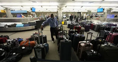 Weekend travel woes spill into Monday