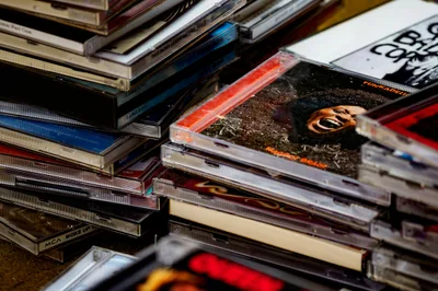 CD Sales Have Jumped 59 Percent, But Half of Young Adult Buyers Don’t Own a Player - RELEVANT