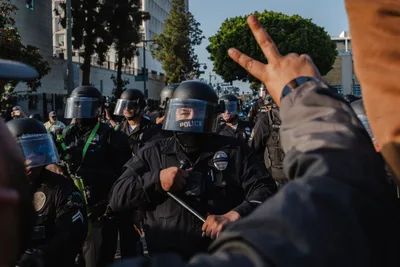 Here’s why there are so many Mexican flags at the LA ICE riots