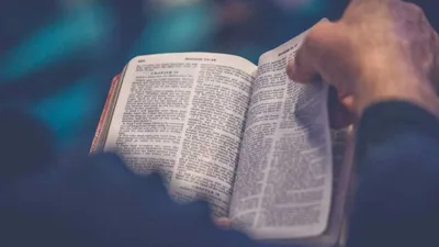 5 Startling Takeaways From Survey Finding Massive Decline in Americans Who Believe Bible Is the ‘Actual Word of God’