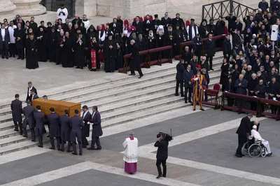 Faithful Mourn Benedict XVI at Funeral Presided Over by Pope