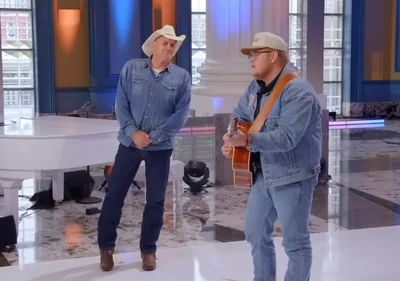 'American Idol' contestant departs from tour as newborn son battles heart issue: 'It's love'