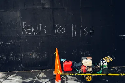 Average Rents Top $2,000 for the First Time in U.S. History - RELEVANT