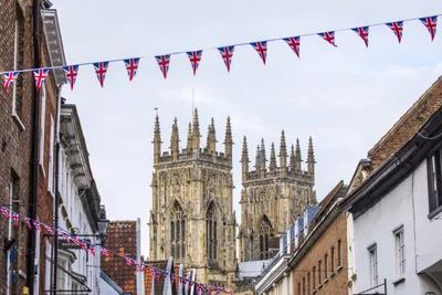 Churches commemorate historic coronation in Sunday services