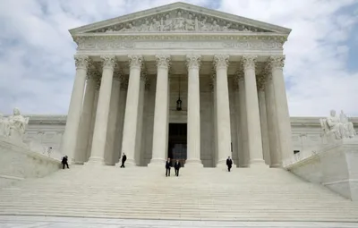 Florida Man Pleads Guilty to Threatening Supreme Court Chief Justice John Roberts