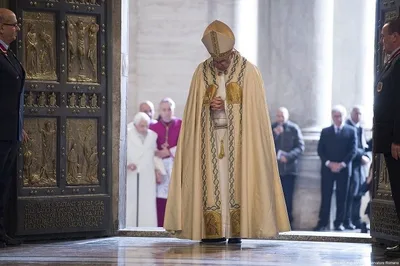 It’s time to rediscover God’s mercy, Pope says at Jubilee launch