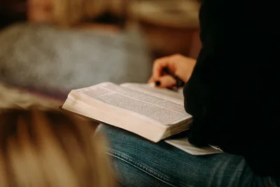 US evangelicals more religious than other Christians, but still declining