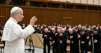Pope tells priests to use their brains, not AI, to write homilies