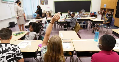U.S. kids’ average reading skills again worsen, test shows