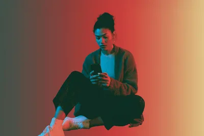 The Case for Calling Your Friend Instead of Texting - RELEVANT