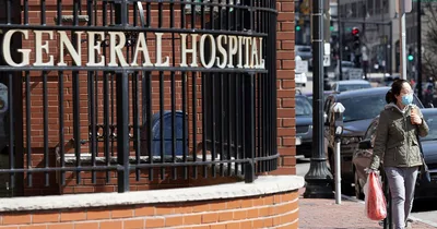 Man with Transplanted Pig Kidney Dies Two Months after Surgery