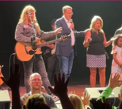Christians Protest Plans to Censure Spokane Mayor for Appearance at Sean Feucht Prayer Event