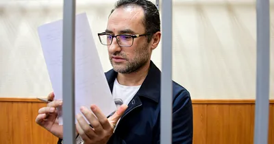 Russia sentences U.S. citizen to prison for espionage