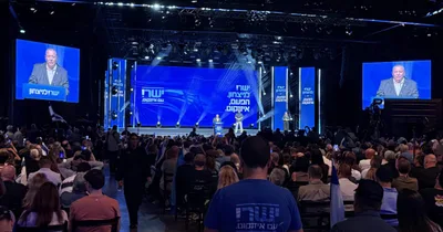Eisenkot, Netanyahu trade barbs day before Israeli election