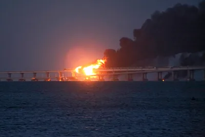 Nuclear Risks Rising: Putin Now 'a Cornered Animal', Retaliates for Crimea Bridge Attack
