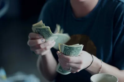 Do Christians Really Donate More? Bible’s Stunning Impact on Charitable Giving Revealed in Fascinating New Study