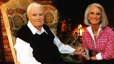 'Praise God!' Billy Graham's Grandson, Anne Graham Lotz's Son Out of Hospital After Landing in ICU with COVID