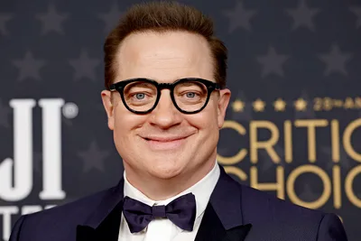 Brendan Fraser Uses Critics Choice Awards Speech to Encourage Those Struggling to Find 'light in a dark place'