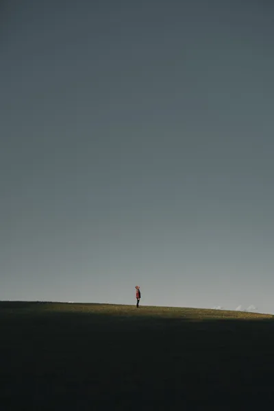Set your eyes on Jesus, not on pleasure