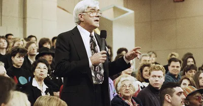 Provocative Talk Show Host Phil Donahue Dies at 88