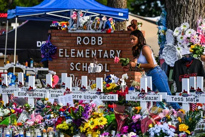 DOJ to investigate Uvalde school shooting at mayor’s request; Bidens mourn with families