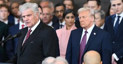 Franklin Graham Leads Prayer at President Trump’s Inauguration
