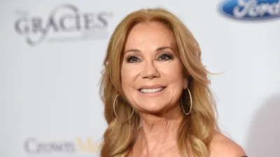 Kathie Lee Gifford Tells Powerful Story of Forgiving Howard Stern After 30 Years of Cruel Comments