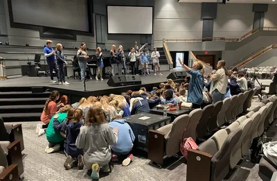 'God can speak in showers or waves': Tennessee Middle School Students Lead in Prayer, Song and Repentance