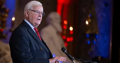 Os Guinness Still Challenges Christians to Think