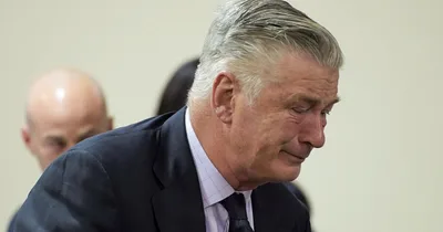 Judge dismisses involuntary manslaughter case against Alec Baldwin