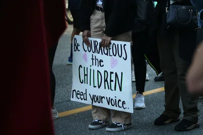 UK puberty blockers trial for children draws criticism from evangelicals and LGB advocates