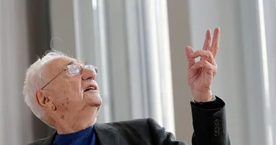 Famed architect Frank Gehry dead at 96
