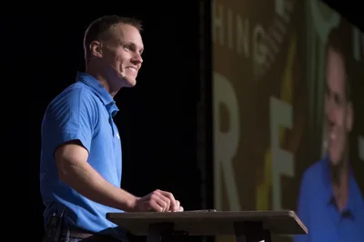 'Stage is set,' Platt tells Baptists at IMB dinner | Baptist Press