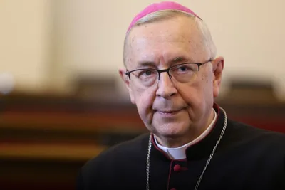 Poland’s Catholic Church to hold collection for migrants at Belarus border