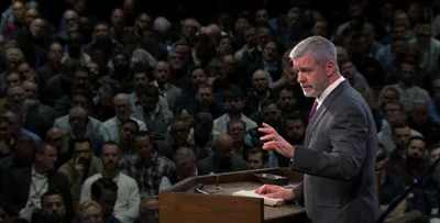 Paul Washer Stresses Importance of Personal Prayer, Warns against ‘trifling trinket’ Ministries