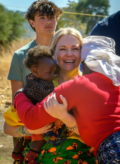 Melissa Joan Hart Details ‘born-again,' Holy Spirit’ Encounter, Lives Out Faith with Global Missions