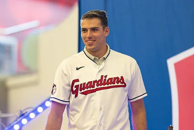 MLB Player Shares the Gospel, Favorite Bible Verse with Fans: 'I'm not actually a pitcher'