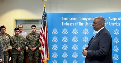 U.S. Defense Secretary Makes Surprise Visit to Ukraine