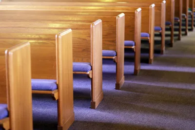 Poorest Americans Most Likely to Have 'great deal' of Confidence in Church: Gallup