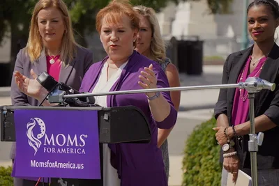Parental Rights Group Gives Majority of Lawmakers an 'F' on Its Congressional Report Card
