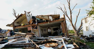 Violent tornado tears up northeast Wisconsin towns
