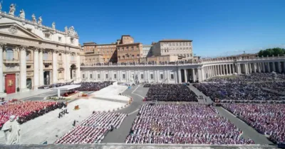 Vatican employees report distrust of managers, mistreatment in the workplace