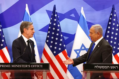 Blinken Reaffirms U.S.-Israeli Ties in Post-Terror Visit, Emphasizes Calm among Israelis, Palestinians