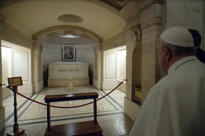Pope Francis recalls powerful message from Pius XII 70 years later